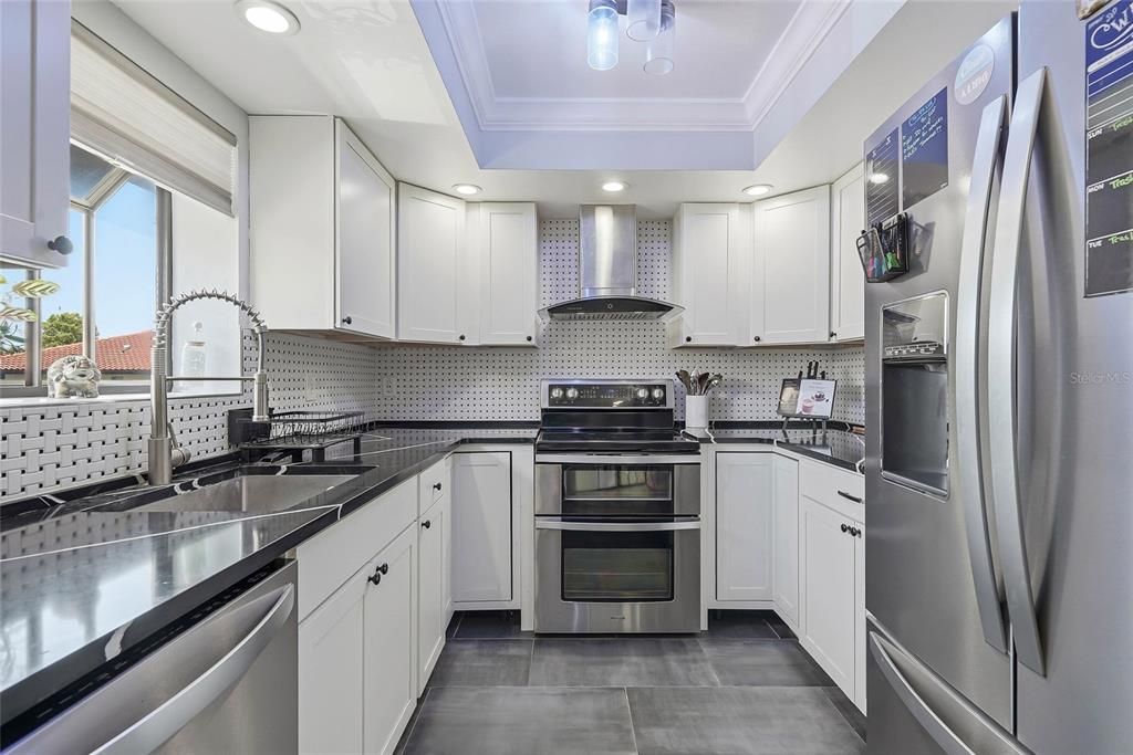 В аренду: $2,250 (2 спален, 2 ванн, 1100 Квадратных фут)