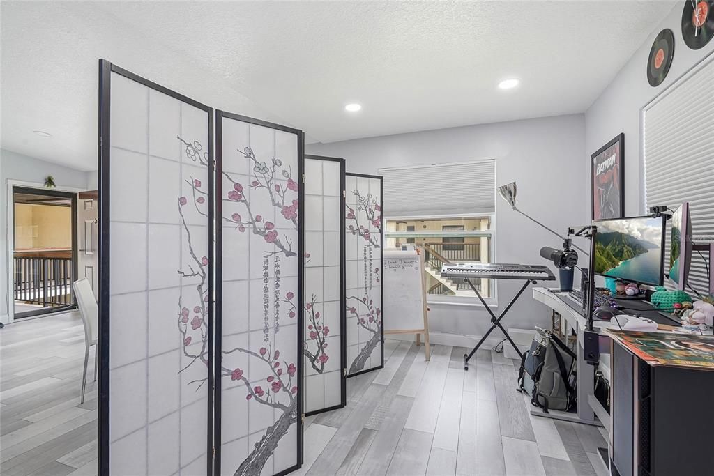 В аренду: $2,250 (2 спален, 2 ванн, 1100 Квадратных фут)