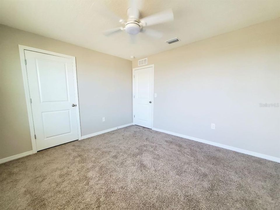 В аренду: $2,600 (5 спален, 3 ванн, 2674 Квадратных фут)