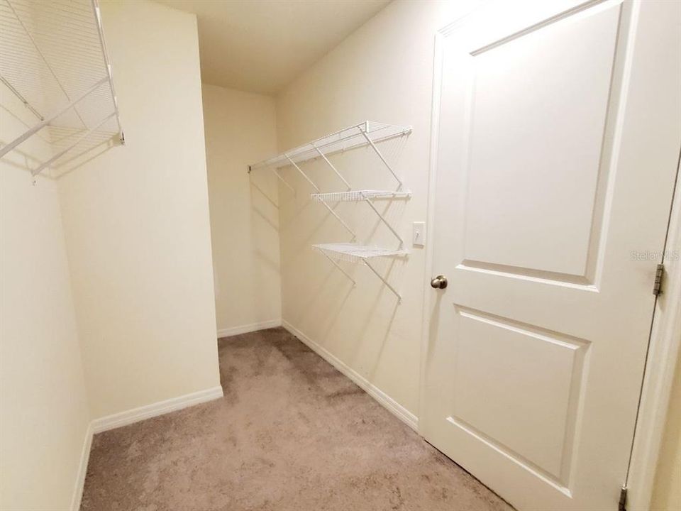 В аренду: $2,600 (5 спален, 3 ванн, 2674 Квадратных фут)