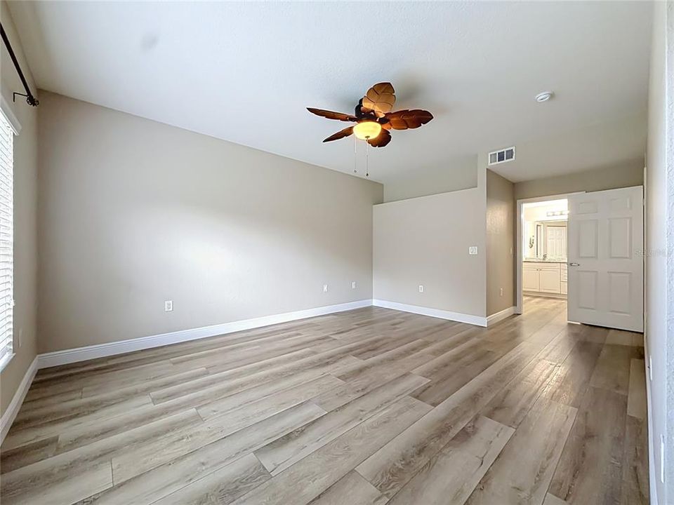 En Venta: $239,000 (2 camas, 2 baños, 1281 Pies cuadrados)