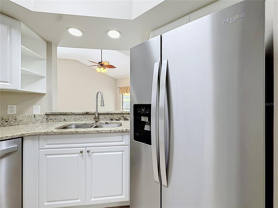 En Venta: $239,000 (2 camas, 2 baños, 1281 Pies cuadrados)