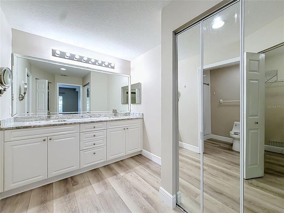 En Venta: $239,000 (2 camas, 2 baños, 1281 Pies cuadrados)