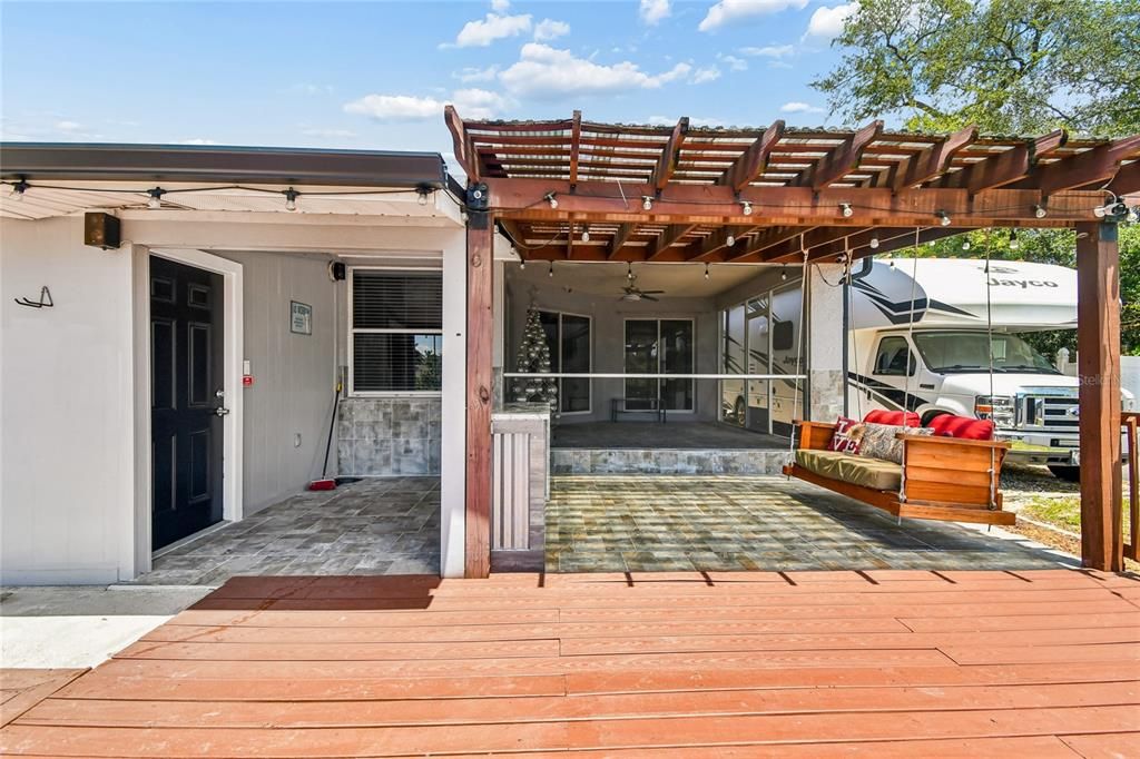 На продажу: $435,000 (3 спален, 2 ванн, 1874 Квадратных фут)
