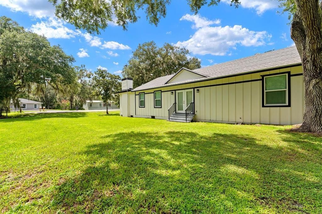 For Sale: $339,900 (3 beds, 2 baths, 1680 Square Feet)