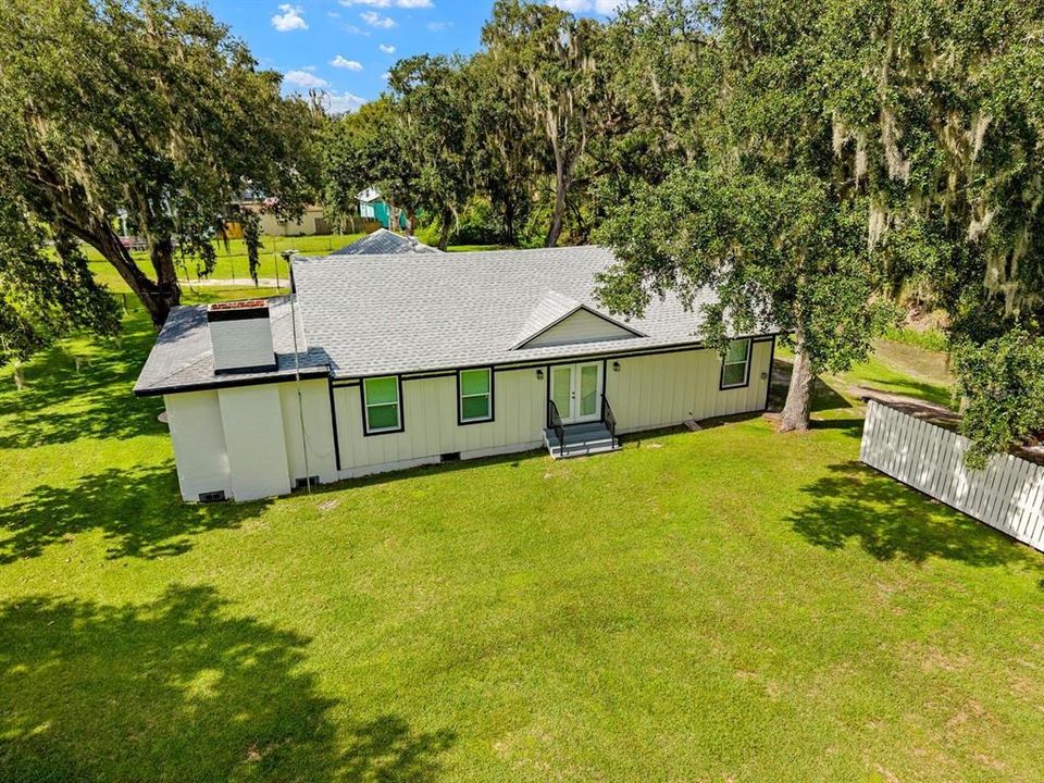 For Sale: $339,900 (3 beds, 2 baths, 1680 Square Feet)