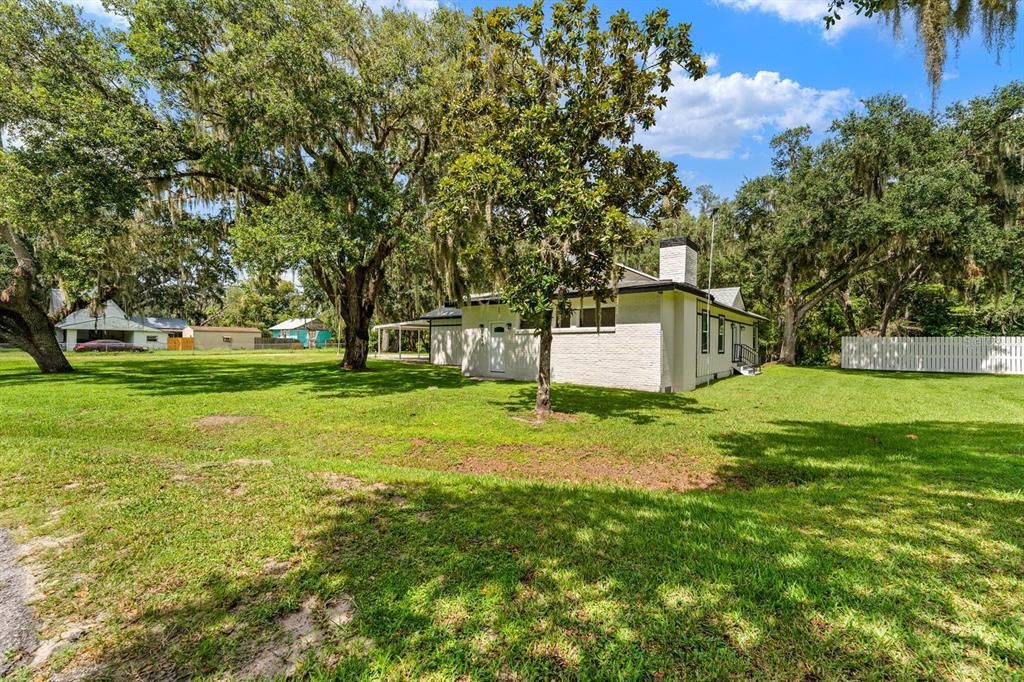 For Sale: $339,900 (3 beds, 2 baths, 1680 Square Feet)