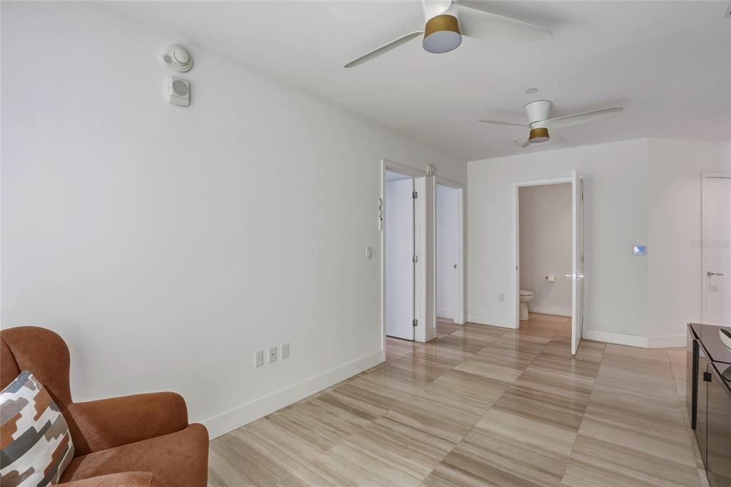 В аренду: $16,000 (3 спален, 3 ванн, 2937 Квадратных фут)