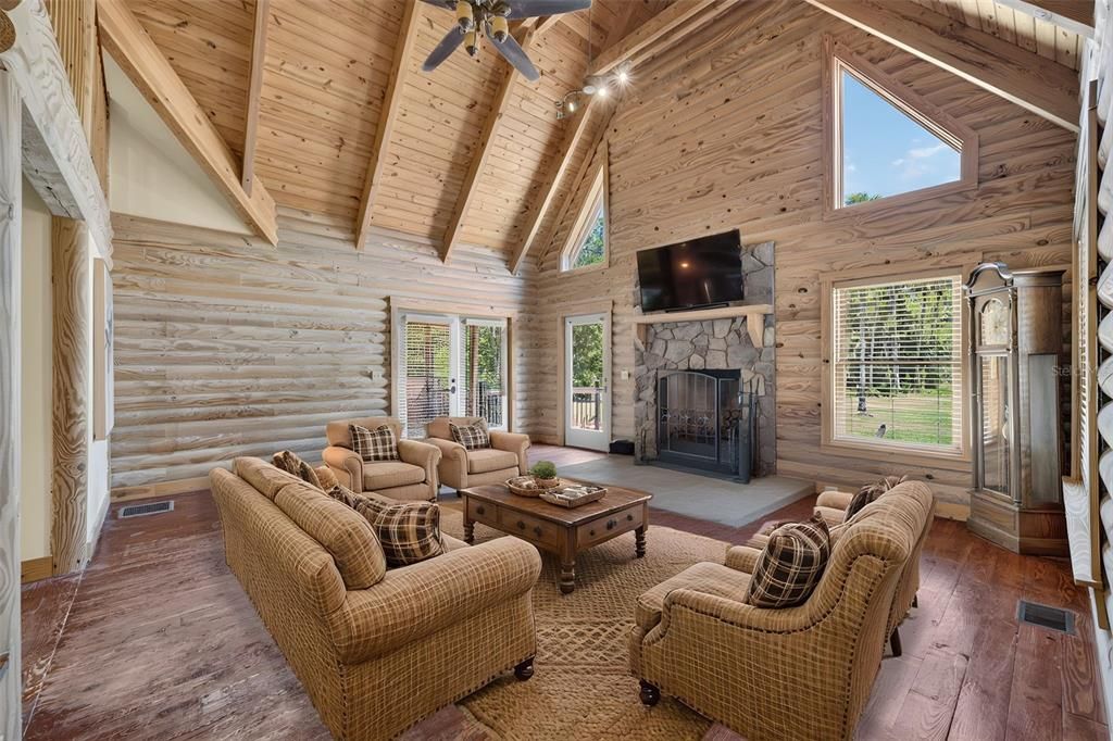 : $750,000 (4 beds, 3 baths, 2636 Square Feet)
