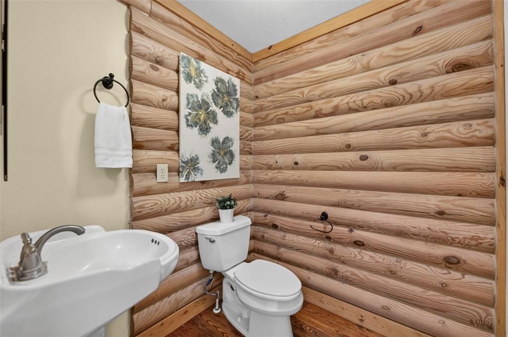 : $750,000 (4 beds, 3 baths, 2636 Square Feet)