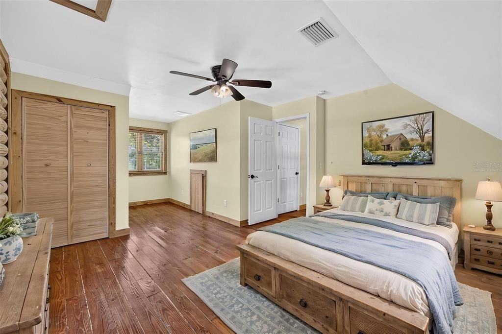 : $750,000 (4 beds, 3 baths, 2636 Square Feet)