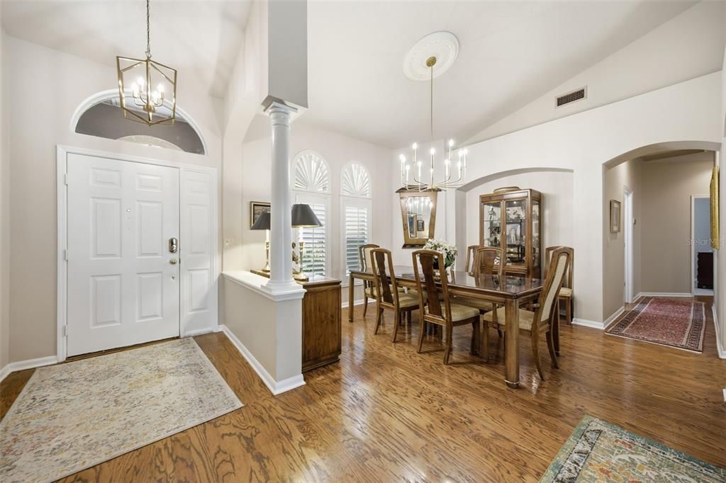 En Venta: $825,000 (4 camas, 3 baños, 2650 Pies cuadrados)