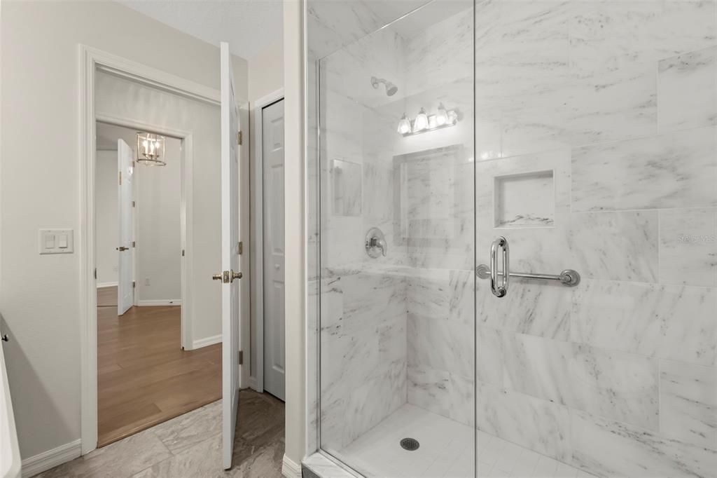 For Sale: $260,000 (3 beds, 2 baths, 1799 Square Feet)