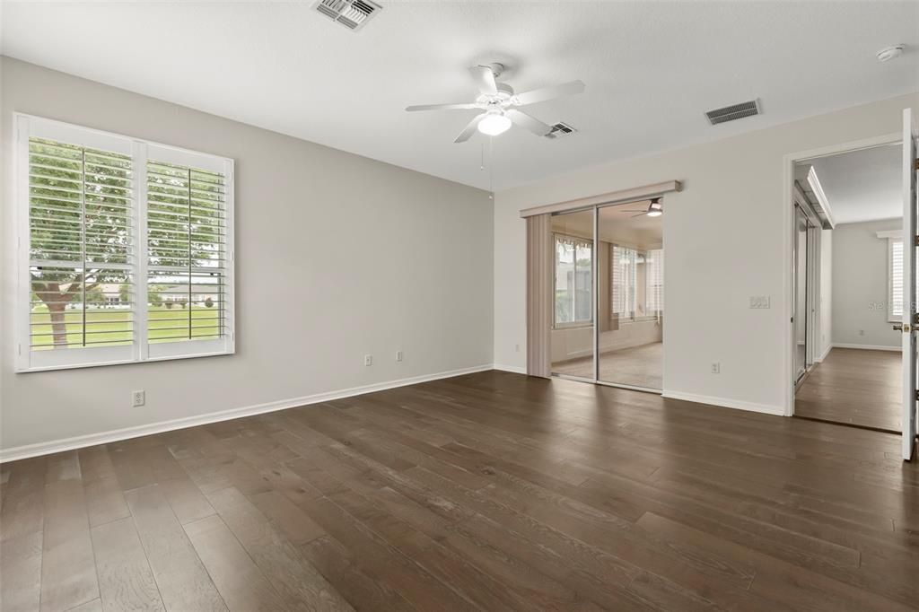 For Sale: $260,000 (3 beds, 2 baths, 1799 Square Feet)