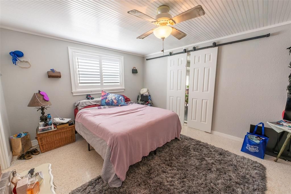 En Venta: $420,000 (3 camas, 2 baños, 1500 Pies cuadrados)