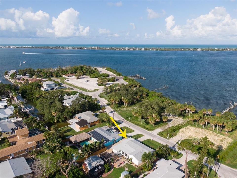 En Venta: $420,000 (3 camas, 2 baños, 1500 Pies cuadrados)