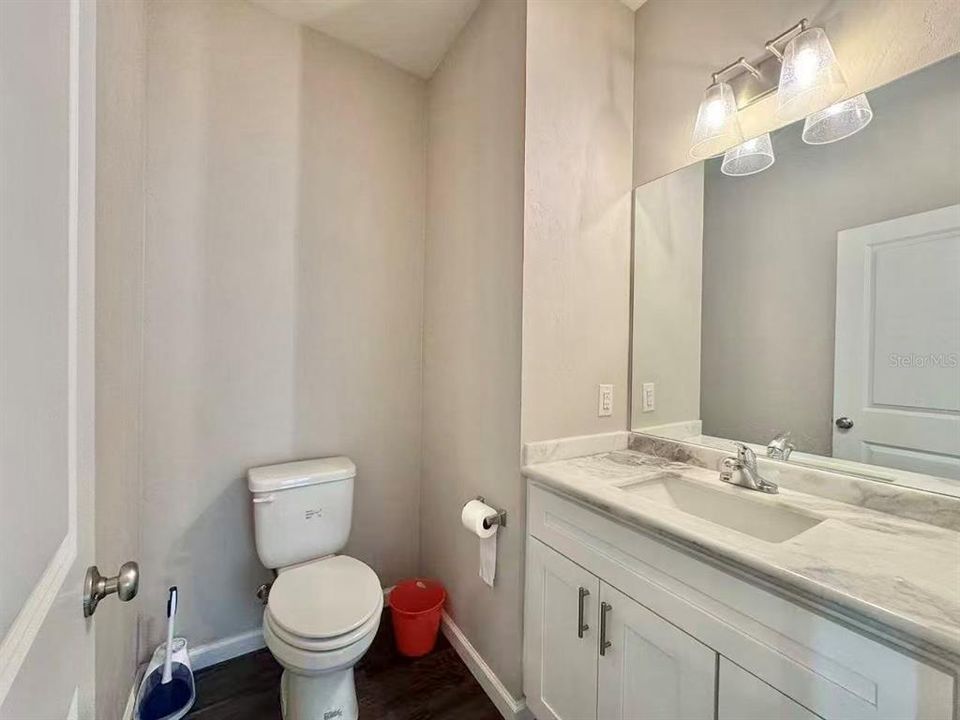 На продажу: $413,000 (3 спален, 2 ванн, 1868 Квадратных фут)