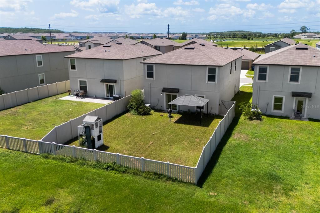 На продажу: $415,000 (6 спален, 3 ванн, 2580 Квадратных фут)