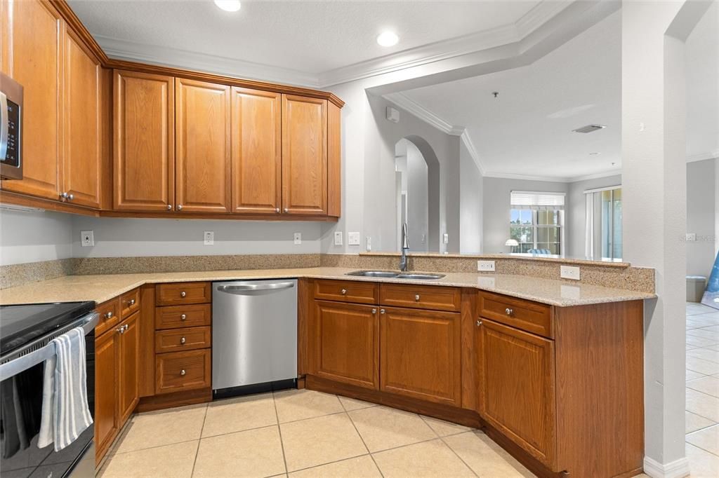 En Venta: $325,000 (3 camas, 2 baños, 1442 Pies cuadrados)