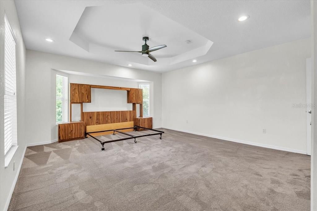 En Venta: $319,000 (3 camas, 2 baños, 2001 Pies cuadrados)