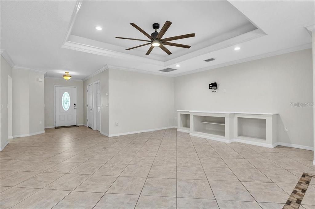En Venta: $319,000 (3 camas, 2 baños, 2001 Pies cuadrados)