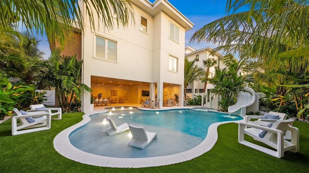 En Venta: $4,600,000 (5 camas, 5 baños, 4265 Pies cuadrados)