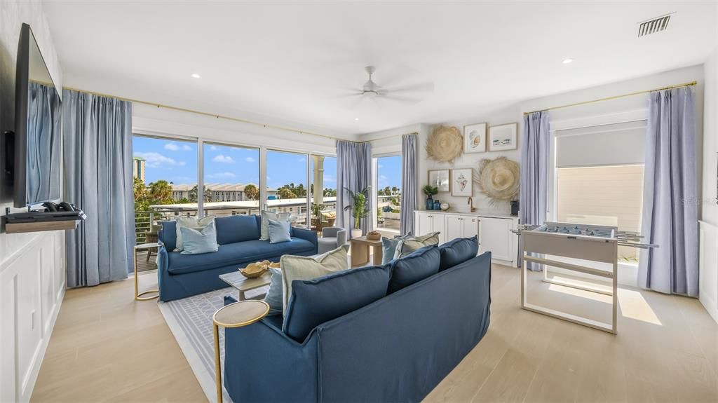 En Venta: $4,600,000 (5 camas, 5 baños, 4265 Pies cuadrados)
