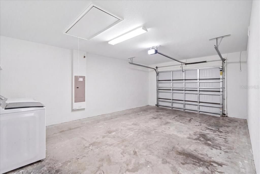En Venta: $300,000 (3 camas, 2 baños, 1413 Pies cuadrados)