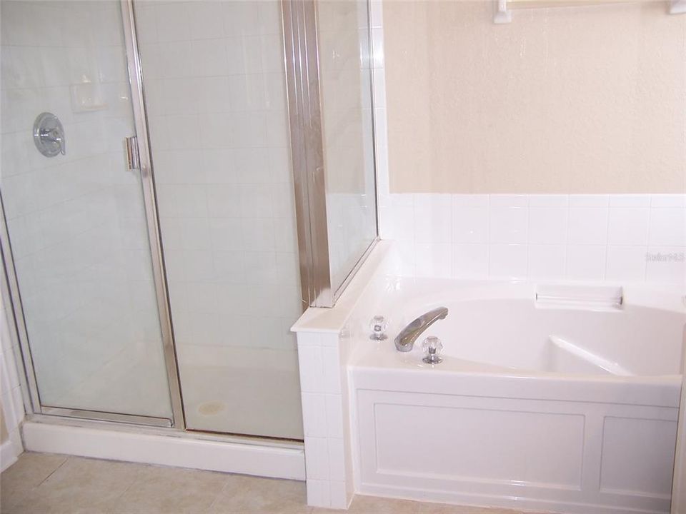 В аренду: $3,400 (4 спален, 3 ванн, 2686 Квадратных фут)