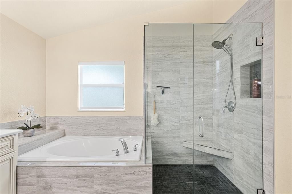 На продажу: $469,900 (3 спален, 2 ванн, 2180 Квадратных фут)