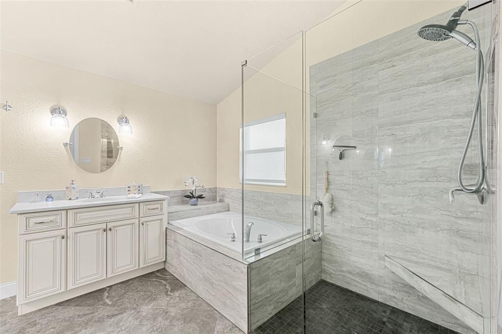 На продажу: $469,900 (3 спален, 2 ванн, 2180 Квадратных фут)