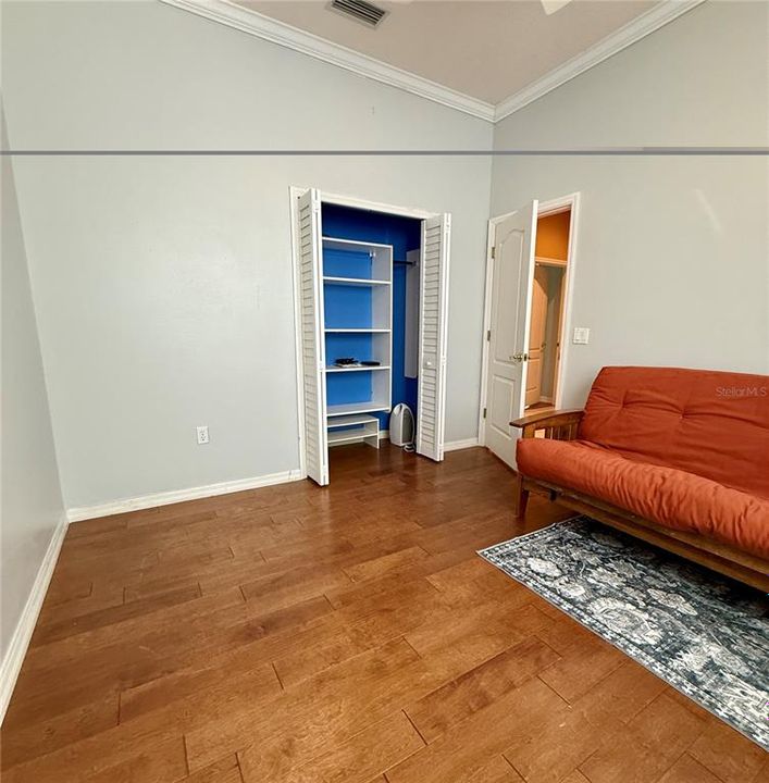En Venta: $675,000 (4 camas, 2 baños, 2497 Pies cuadrados)