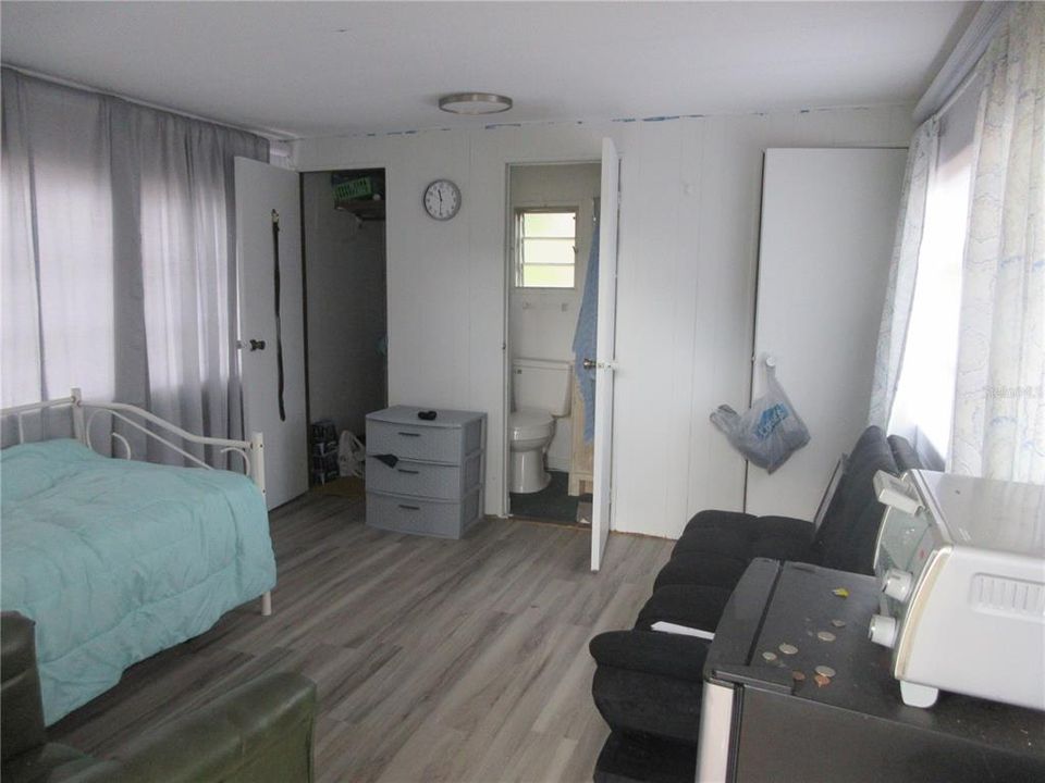 En Venta: $75,000 (0.82 acres)