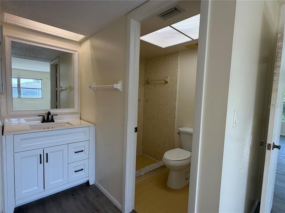 В аренду: $1,450 (2 спален, 2 ванн, 1096 Квадратных фут)