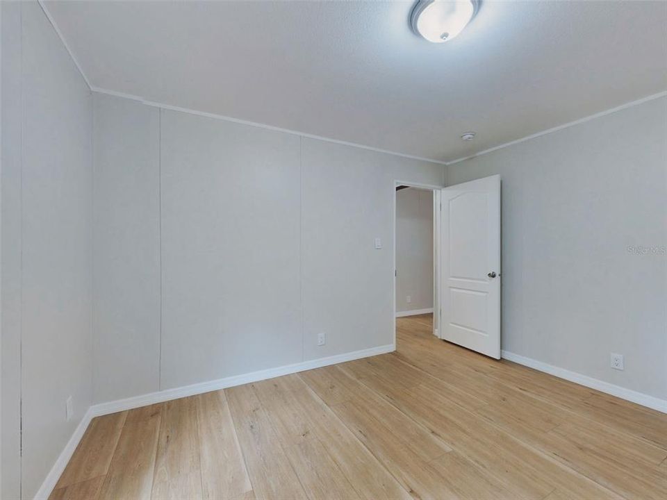 На продажу: $222,900 (4 спален, 2 ванн, 2117 Квадратных фут)