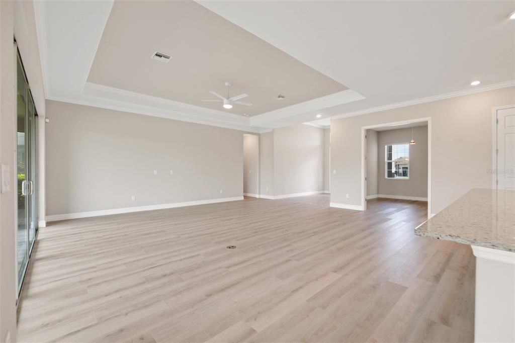 В аренду: $3,250 (3 спален, 3 ванн, 2647 Квадратных фут)
