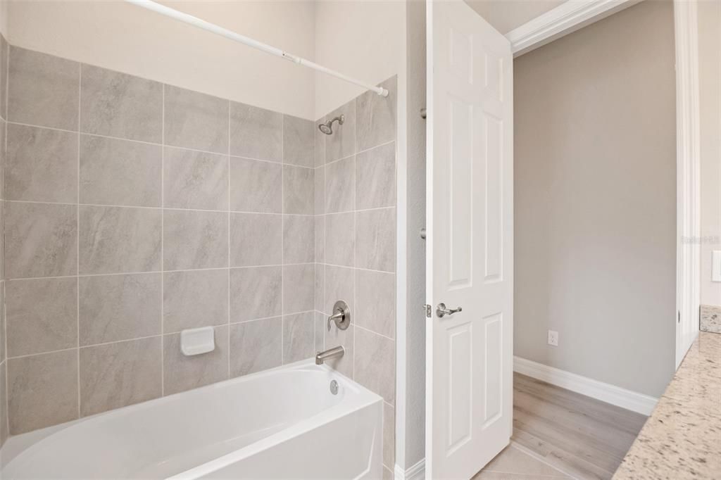 В аренду: $3,250 (3 спален, 3 ванн, 2647 Квадратных фут)