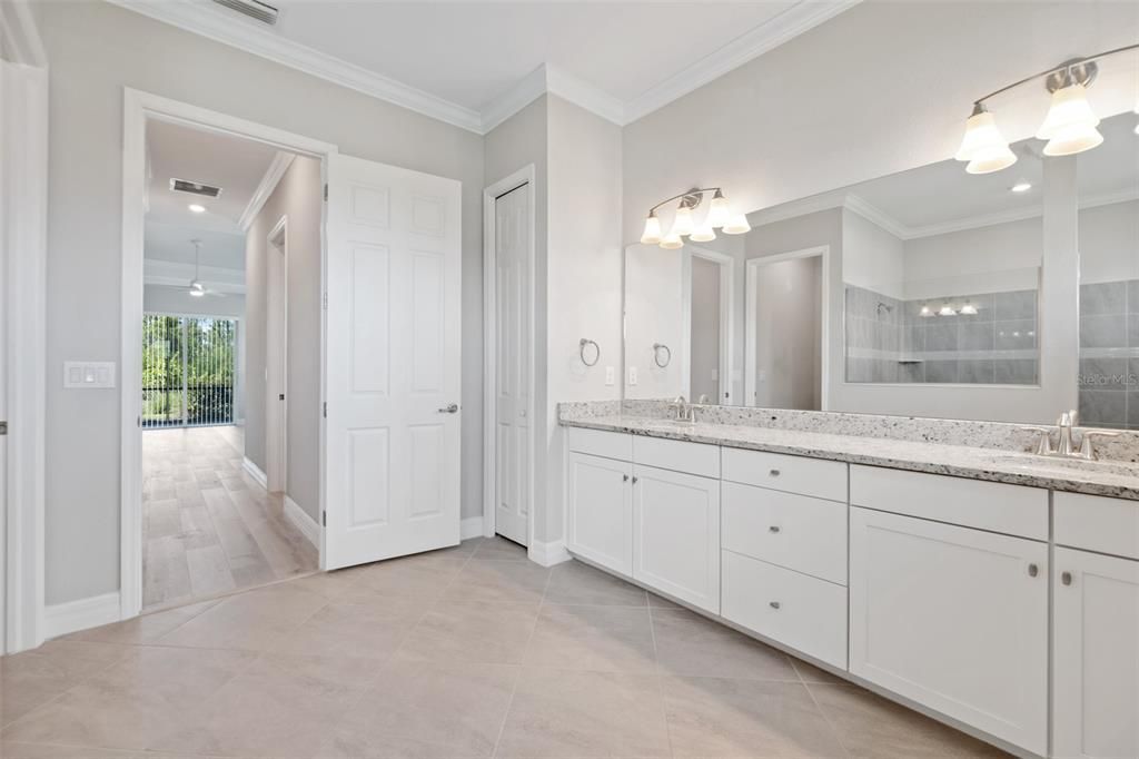 В аренду: $3,250 (3 спален, 3 ванн, 2647 Квадратных фут)