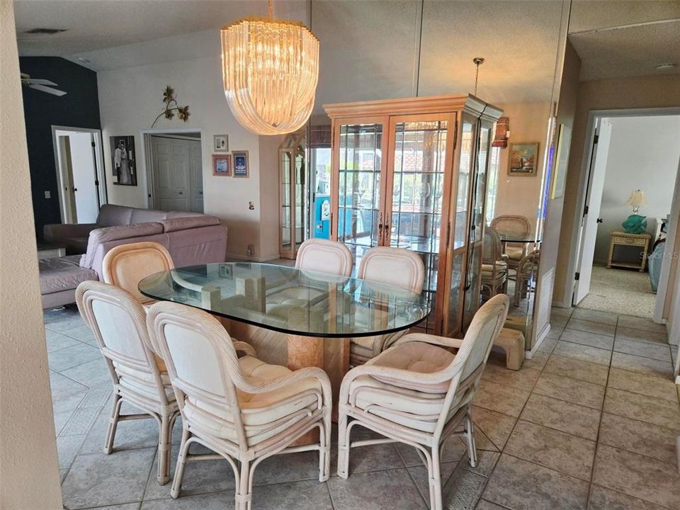 For Sale: $463,750 (3 beds, 2 baths, 1604 Square Feet)