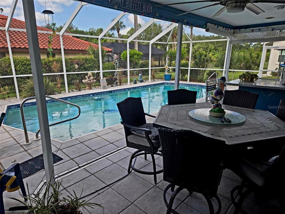 For Sale: $463,750 (3 beds, 2 baths, 1604 Square Feet)