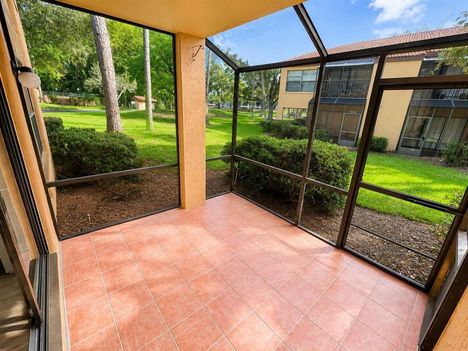 В аренду: $1,600 (2 спален, 1 ванн, 796 Квадратных фут)