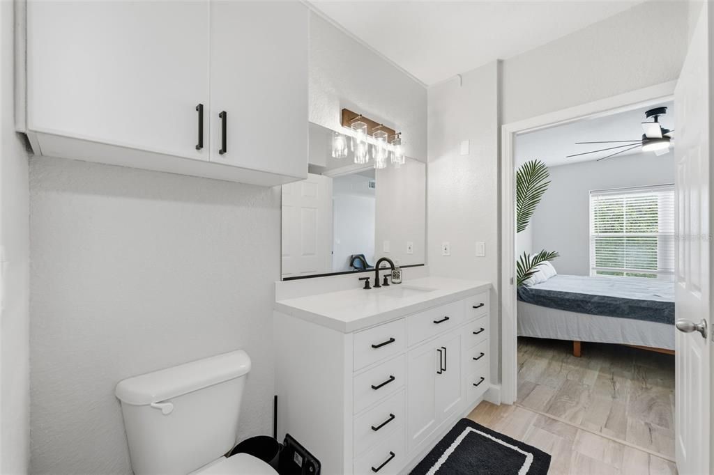 На продажу: $169,000 (1 спален, 1 ванн, 685 Квадратных фут)