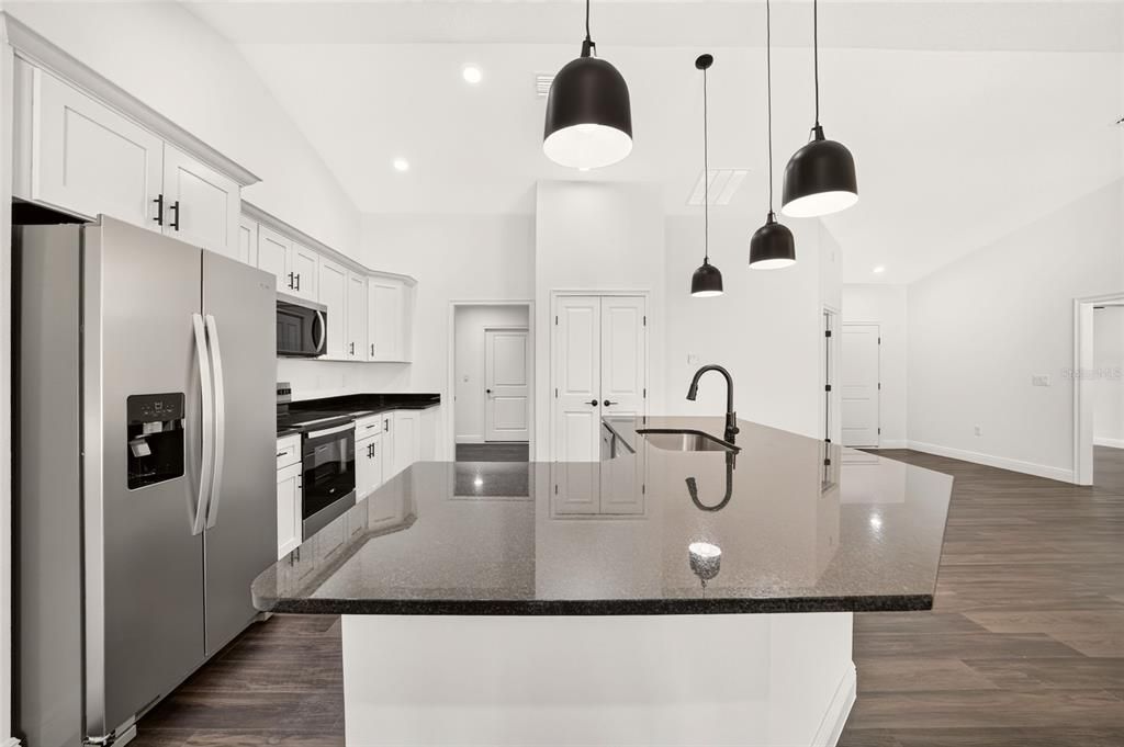 Active With Contract: $309,900 (4 beds, 2 baths, 1790 Square Feet)