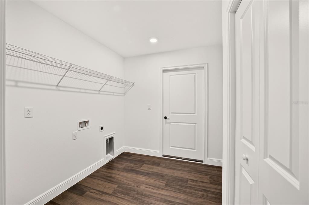 Active With Contract: $309,900 (4 beds, 2 baths, 1790 Square Feet)