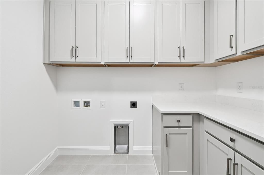 En Venta: $602,999 (3 camas, 3 baños, 2581 Pies cuadrados)