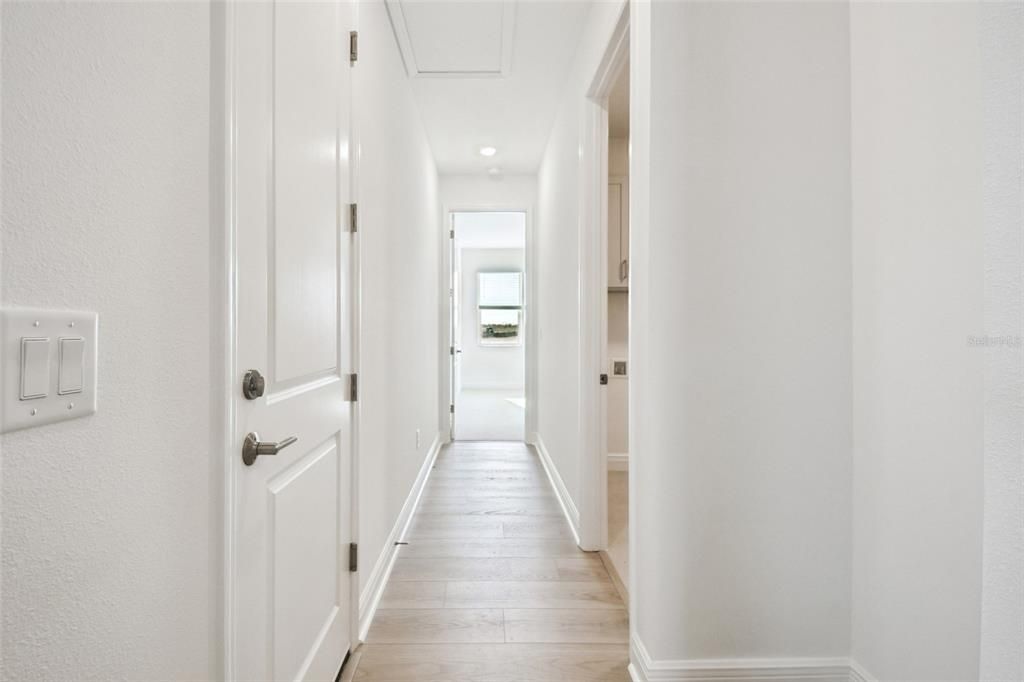 En Venta: $602,999 (3 camas, 3 baños, 2581 Pies cuadrados)