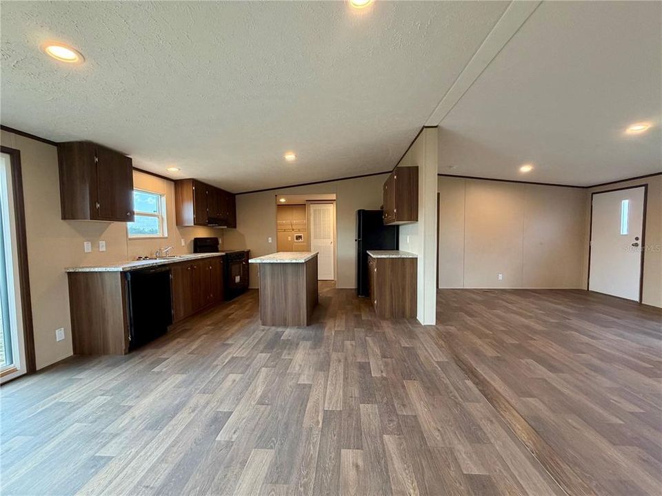 В аренду: $1,900 (3 спален, 2 ванн, 1132 Квадратных фут)