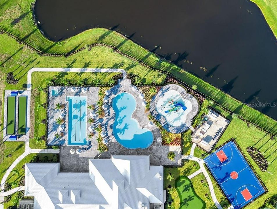 На продажу: $1,100,000 (4 спален, 3 ванн, 2647 Квадратных фут)