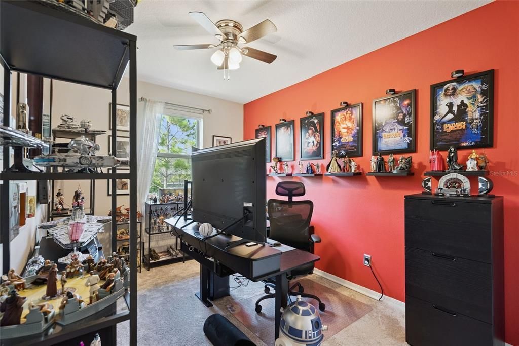Activo con contrato: $380,000 (3 camas, 2 baños, 1686 Pies cuadrados)