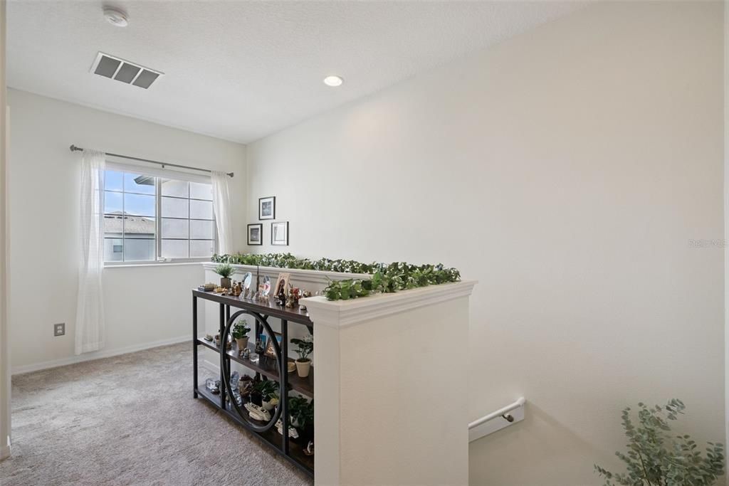 Activo con contrato: $380,000 (3 camas, 2 baños, 1686 Pies cuadrados)